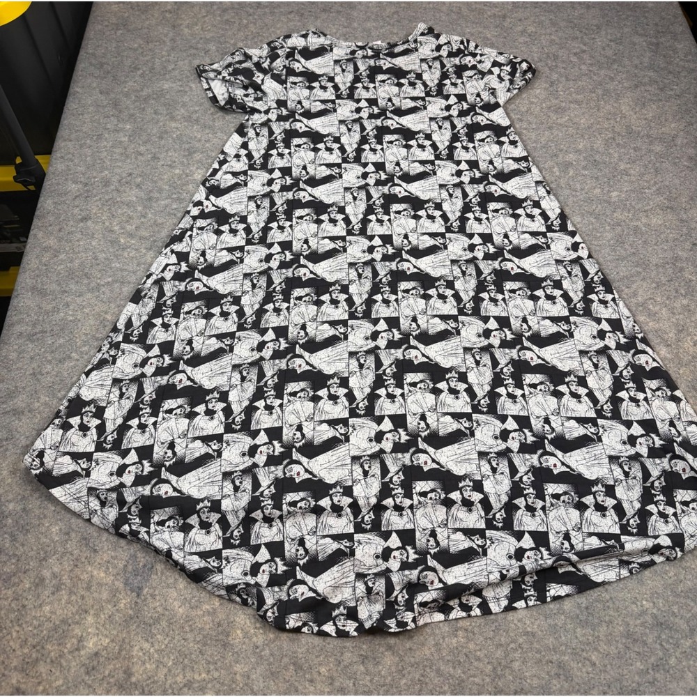 LuLaRoe Disney Evil Queen Carly Dress Small Black White Villains High Low Swing